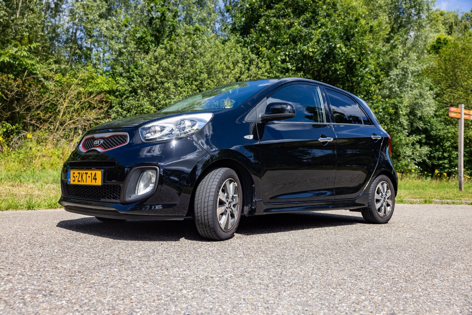 Kia Picanto 1.0 Cvvt 5-DRS 2015 Zwart, Auto's, Voorwielaandrijving, Euro 5, Zwart, 400 kg