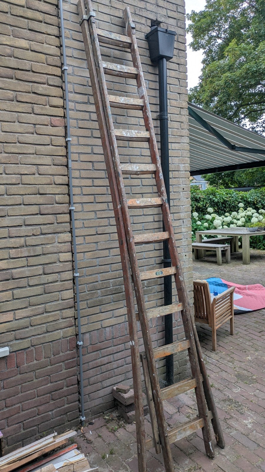 Oude houten ladder, Ophalen, Gebruikt, Ladder, Opvouwbaar of Inschuifbaar
