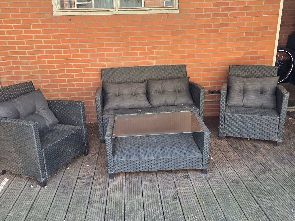 Poly rattan loungeset, inclusief kussens, tafel met glas., Ophalen, Gebruikt, Kunststof, Bank