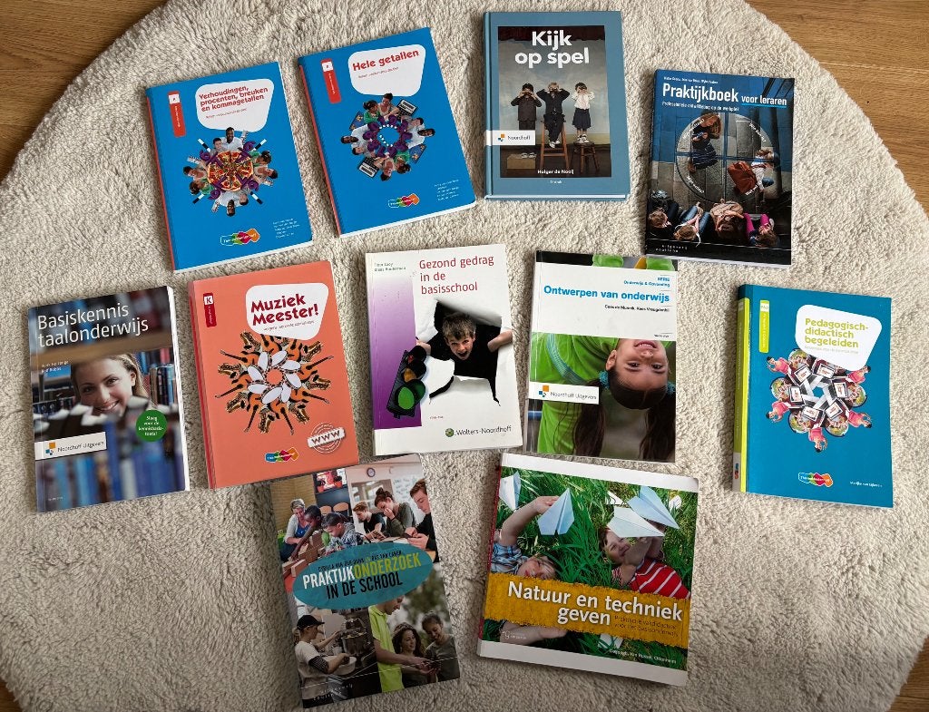 PABO studieboeken jaar 1-4, Boeken, Ophalen of Verzenden, Alpha, Zo goed als nieuw, HBO