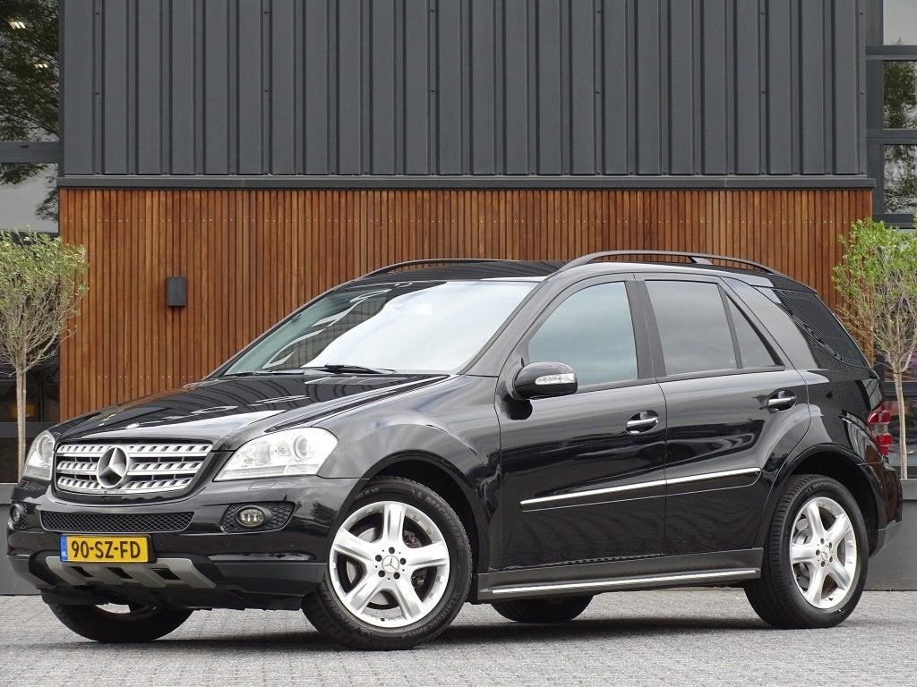 Mercedes-Benz M-Klasse 350 272PK V6 / Youngtimer / Xenon / A, Automaat, Gebruikt, Zwart, Zwart