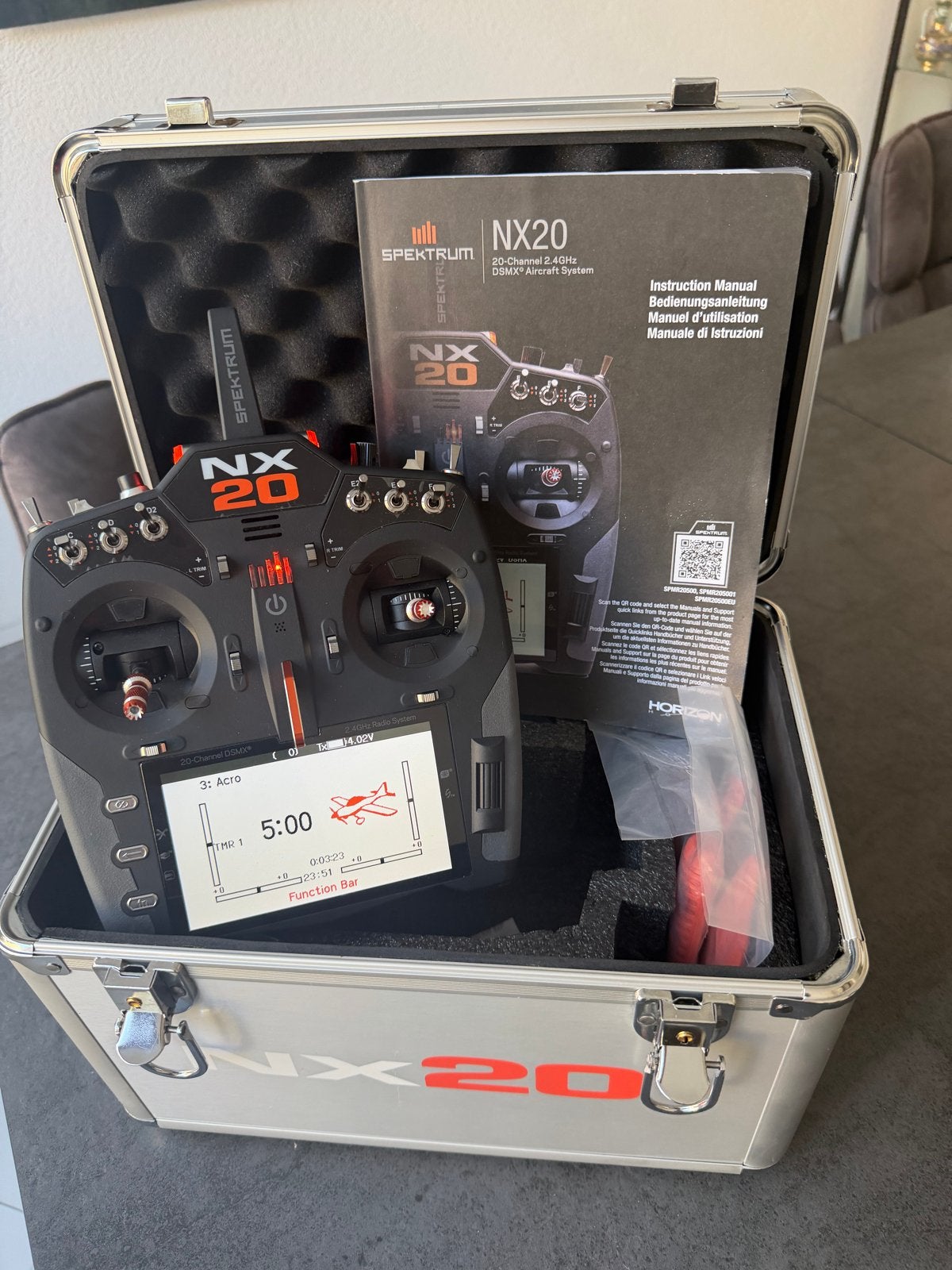 Spektrum NX20 20-Kanaals Zender met Koffer, Ophalen of Verzenden, Zo goed als nieuw, Overige typen