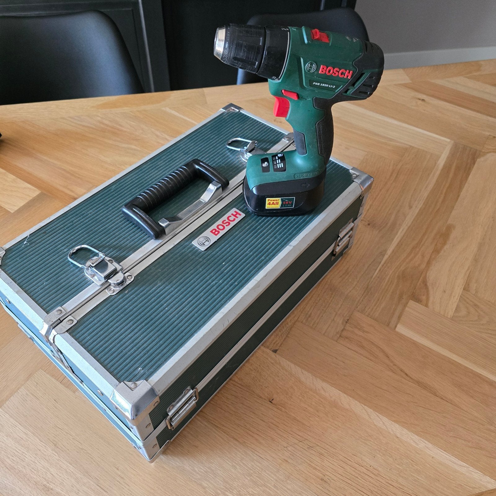 Bosch PSR 1820 LI-2 Boormachine (werkt niet), Ophalen of Verzenden