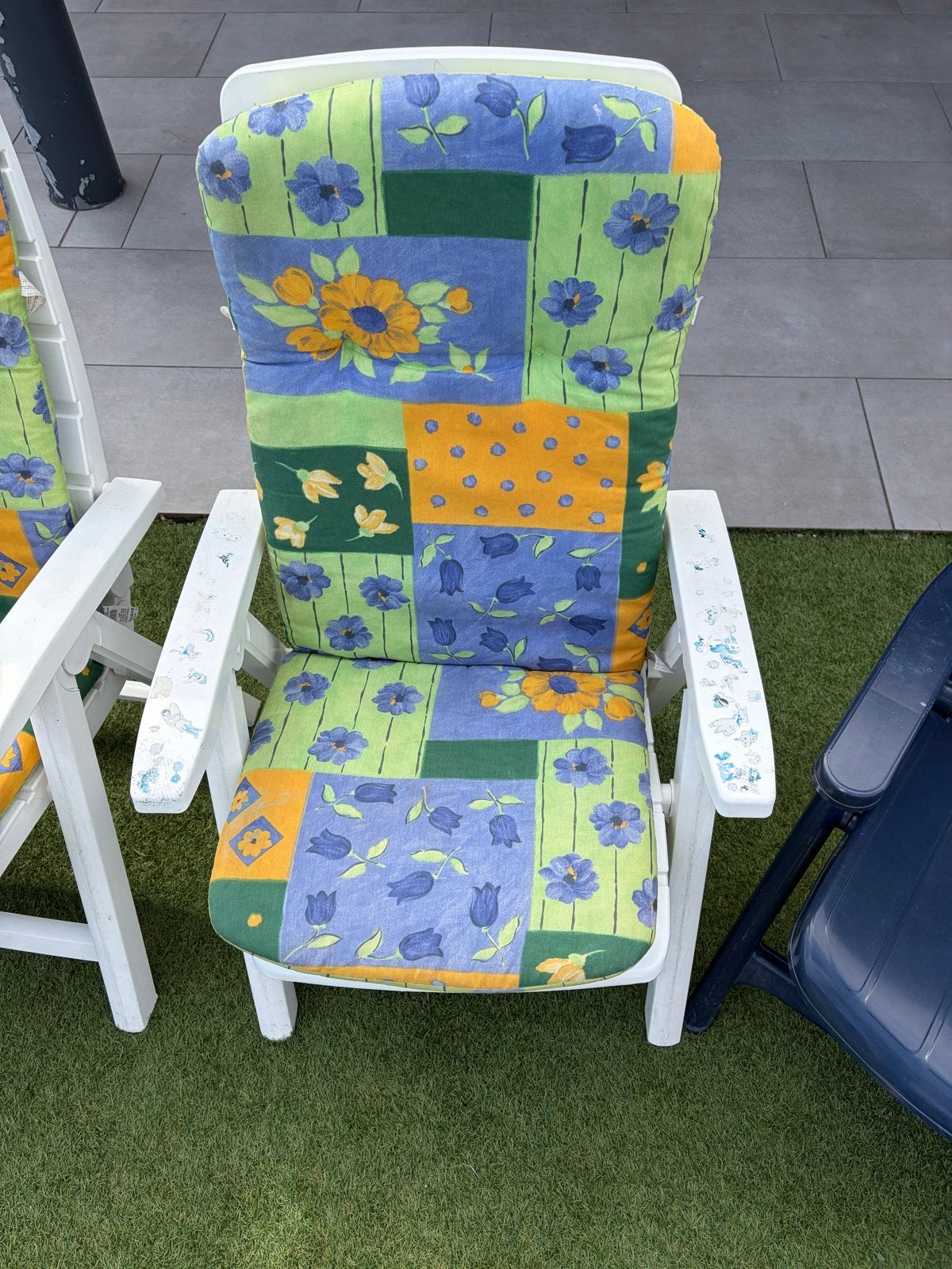 Set van 6 tuinstoelen met kussens (wit, blauw, groen), Tuin en Terras, Tuinstoelen, Ophalen, Gebruikt, Kunststof, Verstelbaar