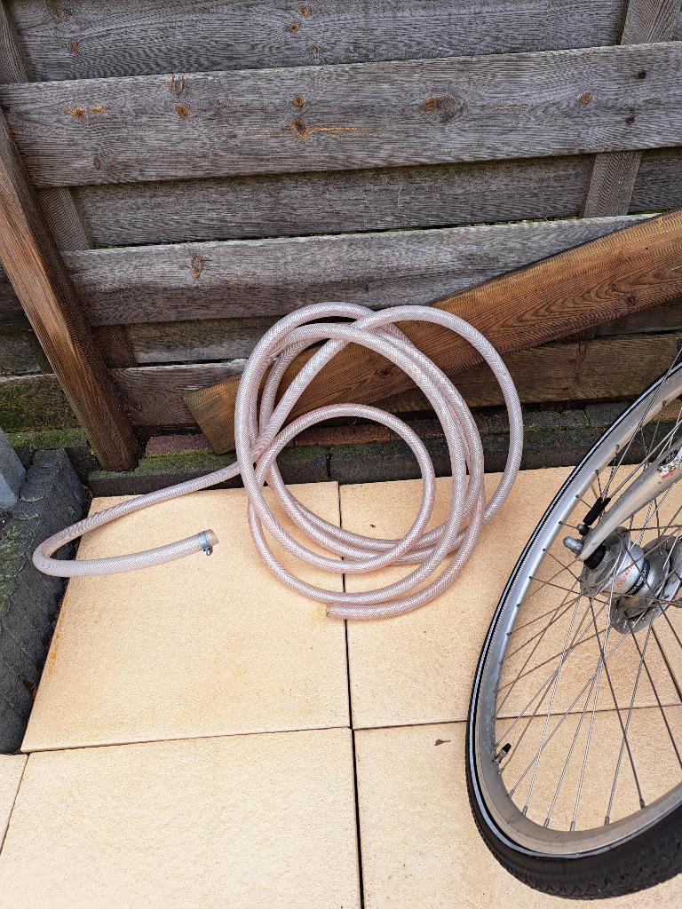 Industriële waterslang/ persslang 8 mtr, Ophalen, Zo goed als nieuw, Tuinslang