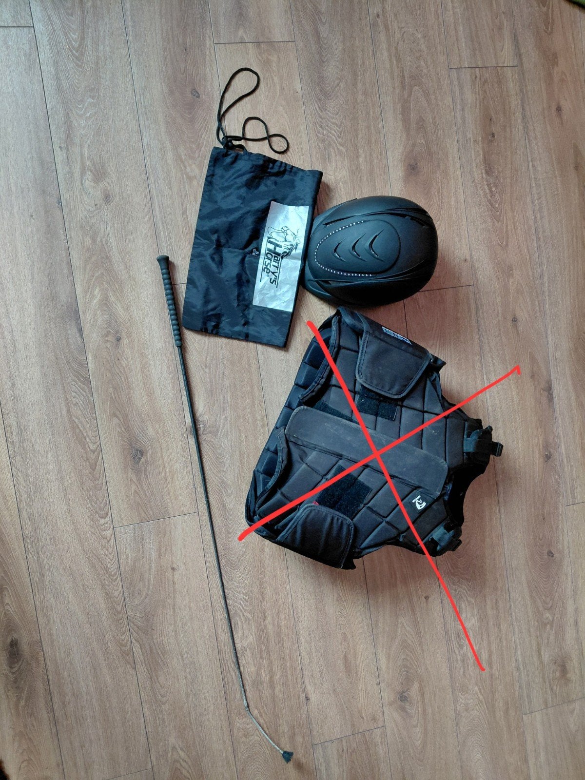 paardijcap met zweep, Paardrijcap, Ophalen of Verzenden, Zo goed als nieuw, Rijden