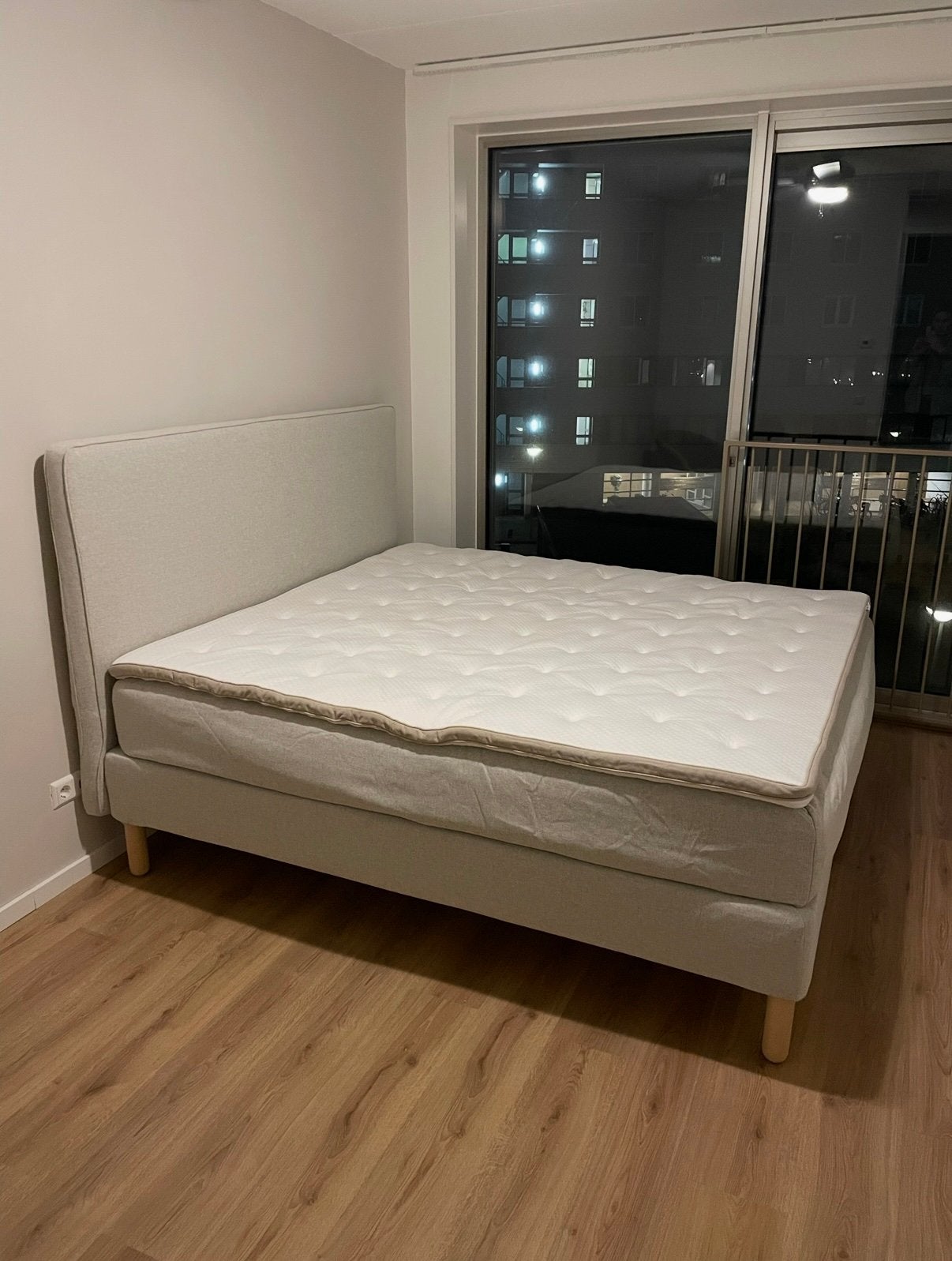 Dunvik boxspring Ikea 180x200 cm - in zeer goede staat, Ophalen, Tweepersoons, Zo goed als nieuw, 180 cm