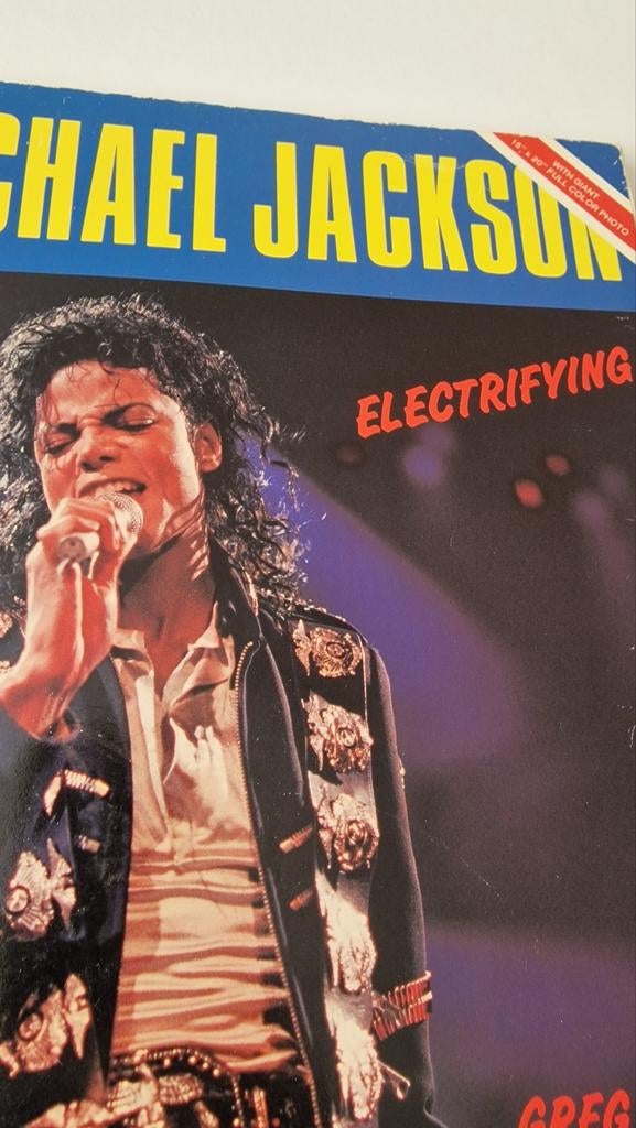 Electrifying Boek Michael Jackson met poster, Ophalen of Verzenden, Artiest