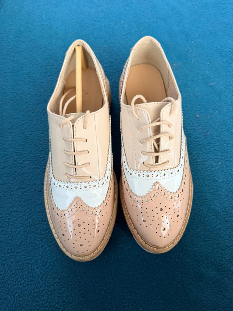 Nieuwe beige en witte brogues, maat 38, Beige, Overige typen, Nieuw, Ophalen of Verzenden