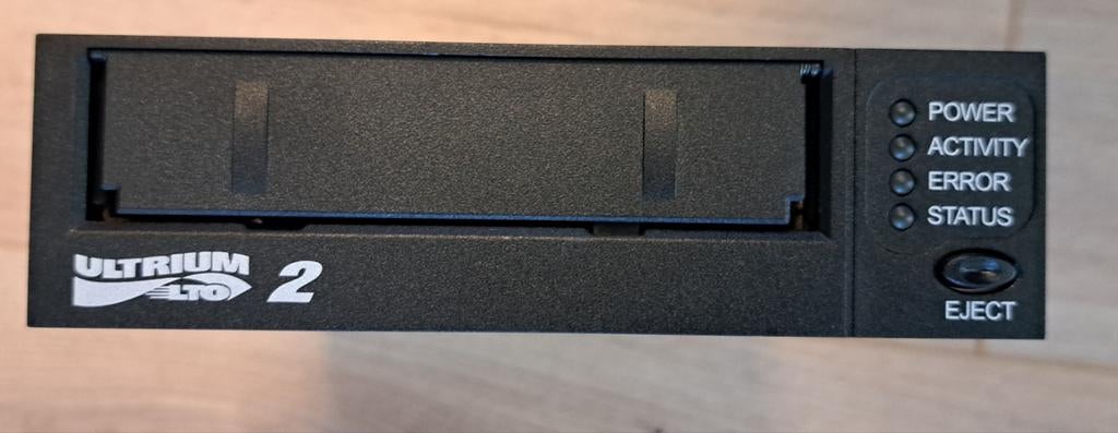 Ultrium LTO 2 SCSI Tape Drive - Intern, Intern, Gebruikt, SCSI, Server