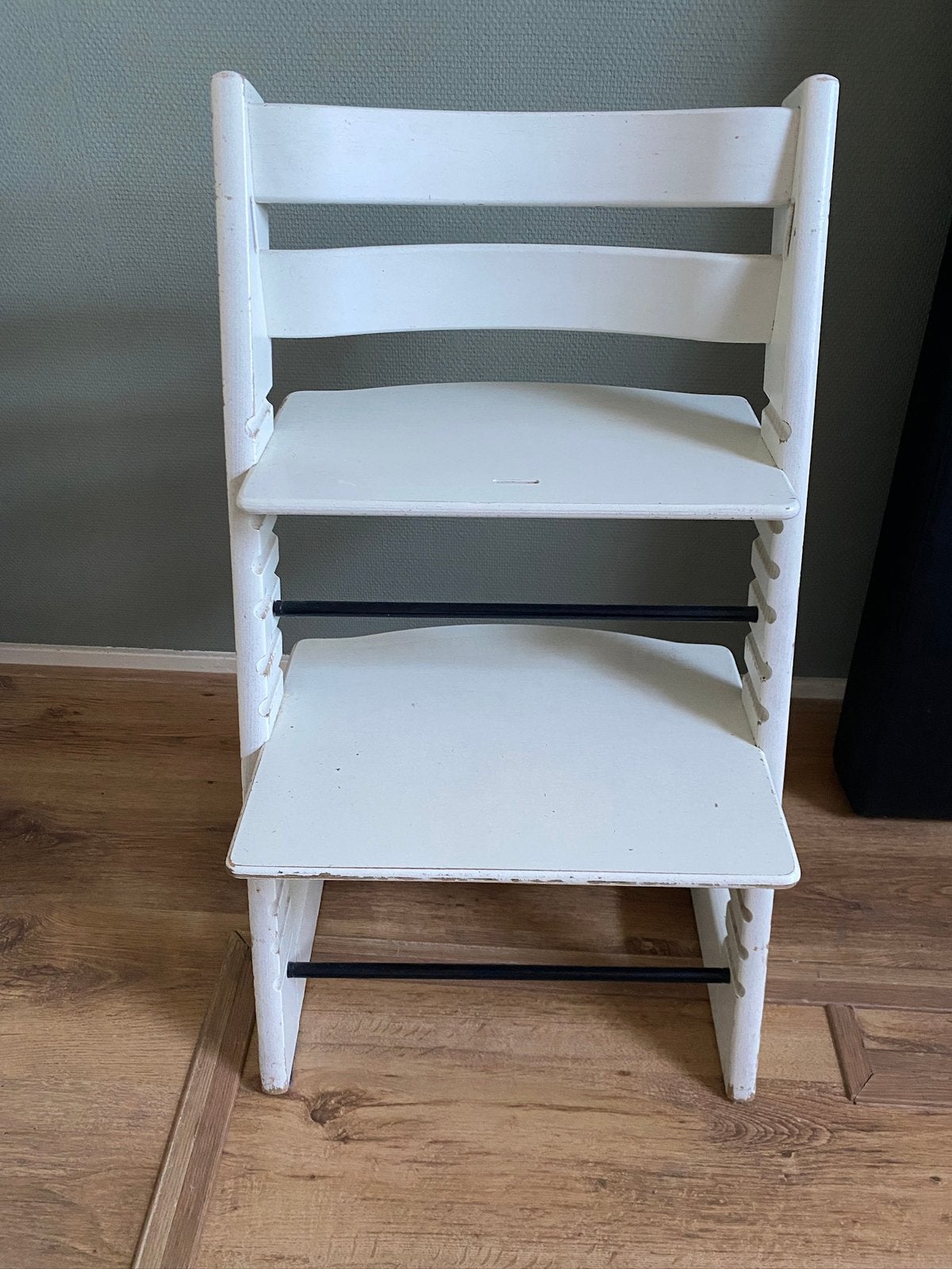 Stokke trip trap stoel wit met extra’s, Kinderen en Baby's, Kinderstoelen, Ophalen of Verzenden, Zo goed als nieuw, Meegroeistoel