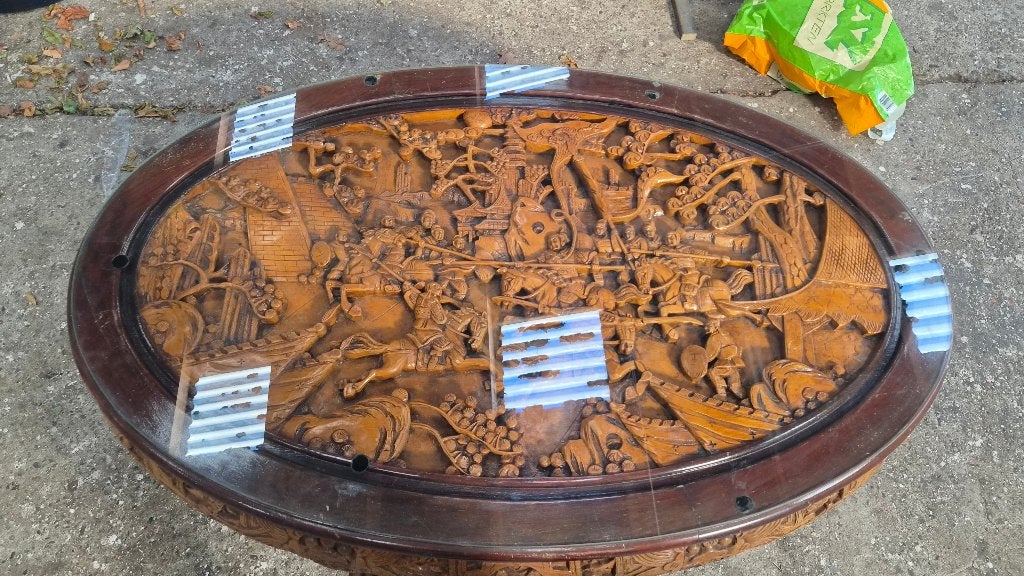 Chinese tafel met glazen blad, Ophalen, Gebruikt, Ovaal, 5 – 50