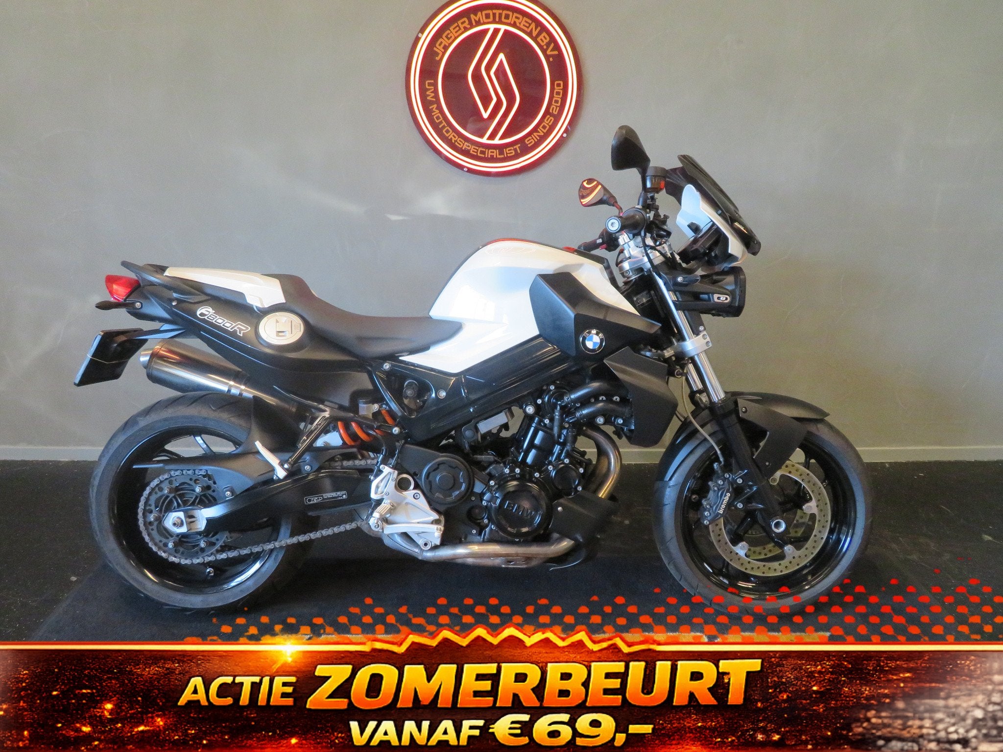 BMW F 800 R WHITE EDITION NIEUWSTAAT! (bj 2011), Motoren, Motoren | BMW, Bedrijf, Naked bike