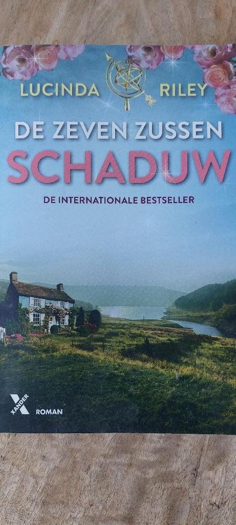 De Zeven Zussen Schaduw, Boeken, Lucinda Riley, Ophalen of Verzenden, Zo goed als nieuw, Nederland