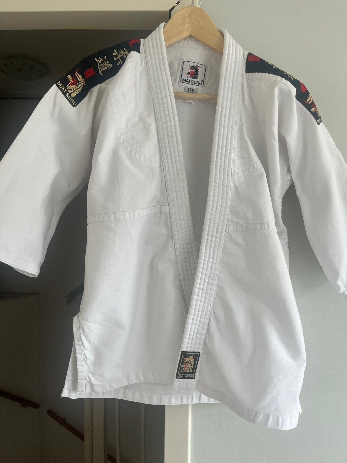Matsuru judopak mt 140, Gebruikt, Maat XS of kleiner, Judo, Vechtsportpak