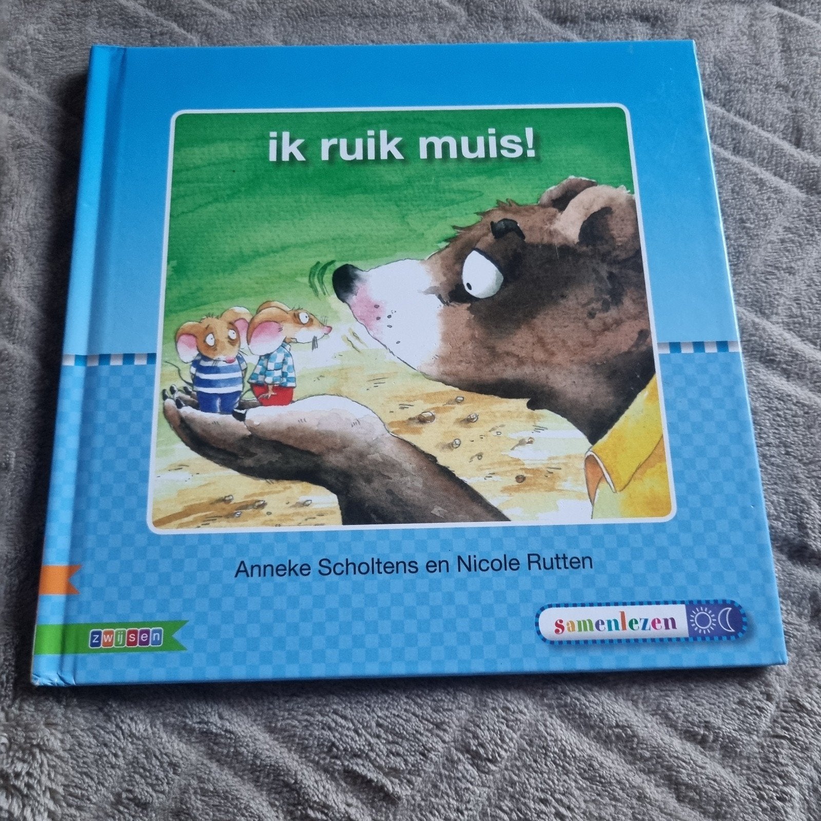 Ik ruik muis! - Veilig Leren Lezen (kern 3) dieren zonnetjes, Ophalen of Verzenden, Zo goed als nieuw, Non-fictie