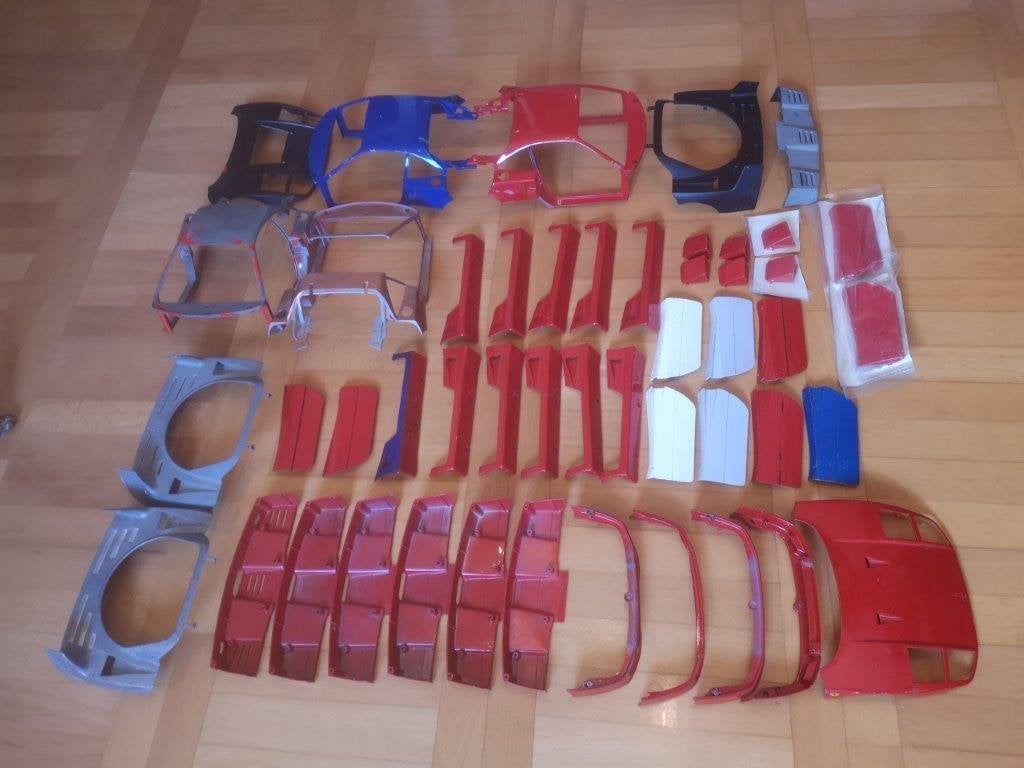 Metalen delen F40 en Testarossa Pocher 1/8 verschillende stu, Hobby en Vrije tijd, Ophalen of Verzenden, Zo goed als nieuw, 1:5 t/m 1:8