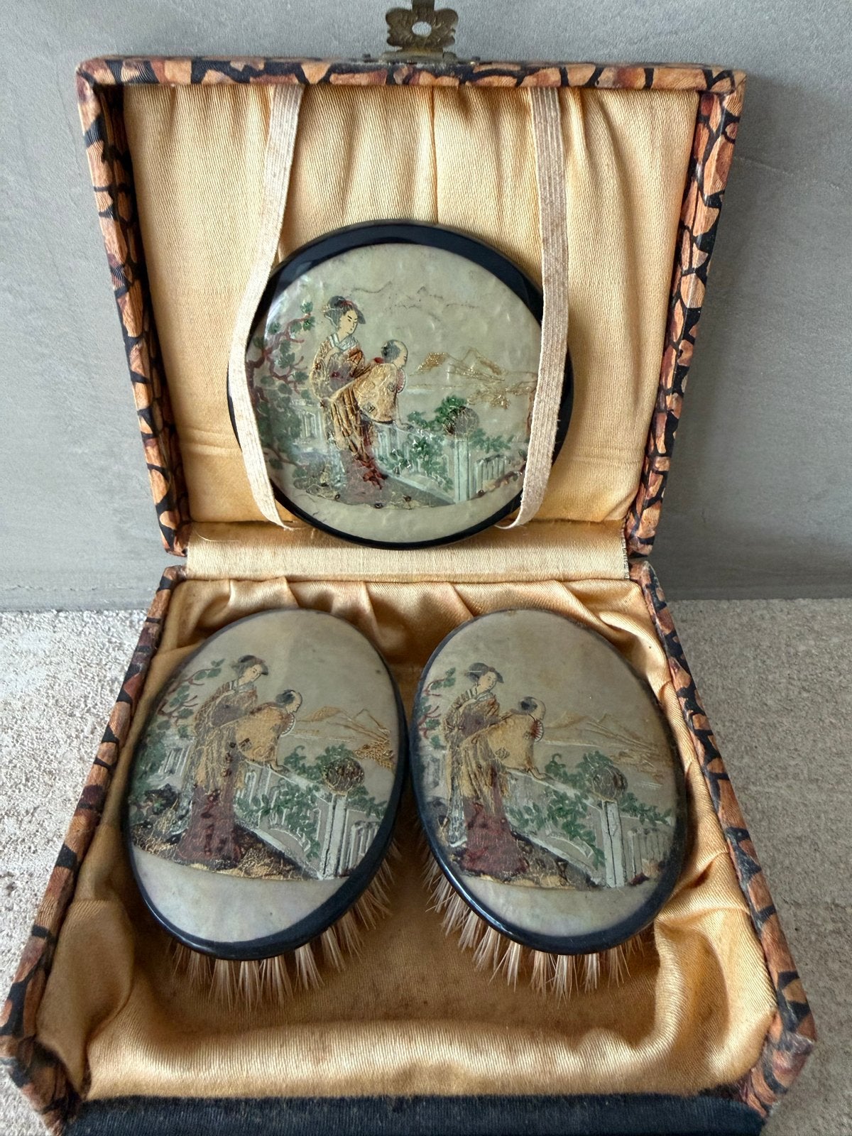 Vintage Japanse toilettas met spiegel en borstels, Antiek en Kunst, Ophalen of Verzenden