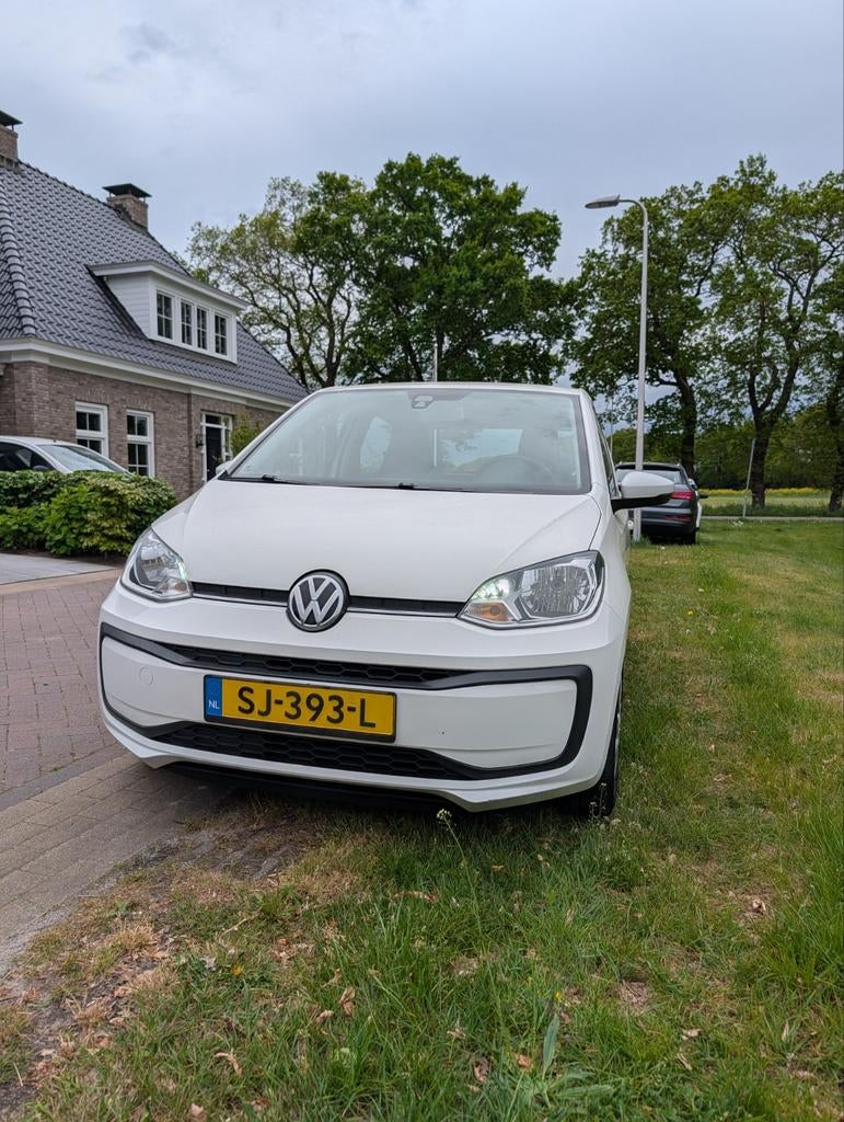 Volkswagen up! 1.0 5-DRS 2018 Wit Cruise control!!, Auto's, Volkswagen, Voorwielaandrijving, Stof, 4 stoelen, Wit