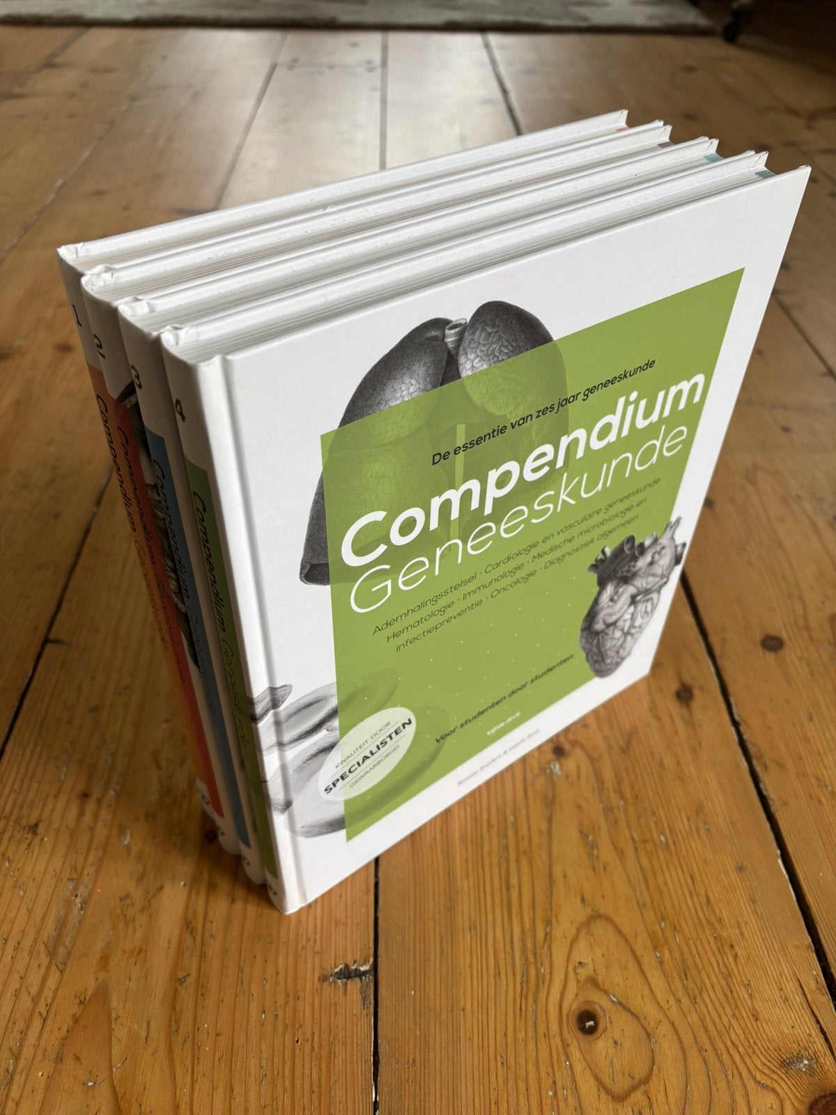 Compendium Geneeskunde - Romée Snijders & Veerle Smit, Ophalen of Verzenden, Gelezen, Natuurwetenschap