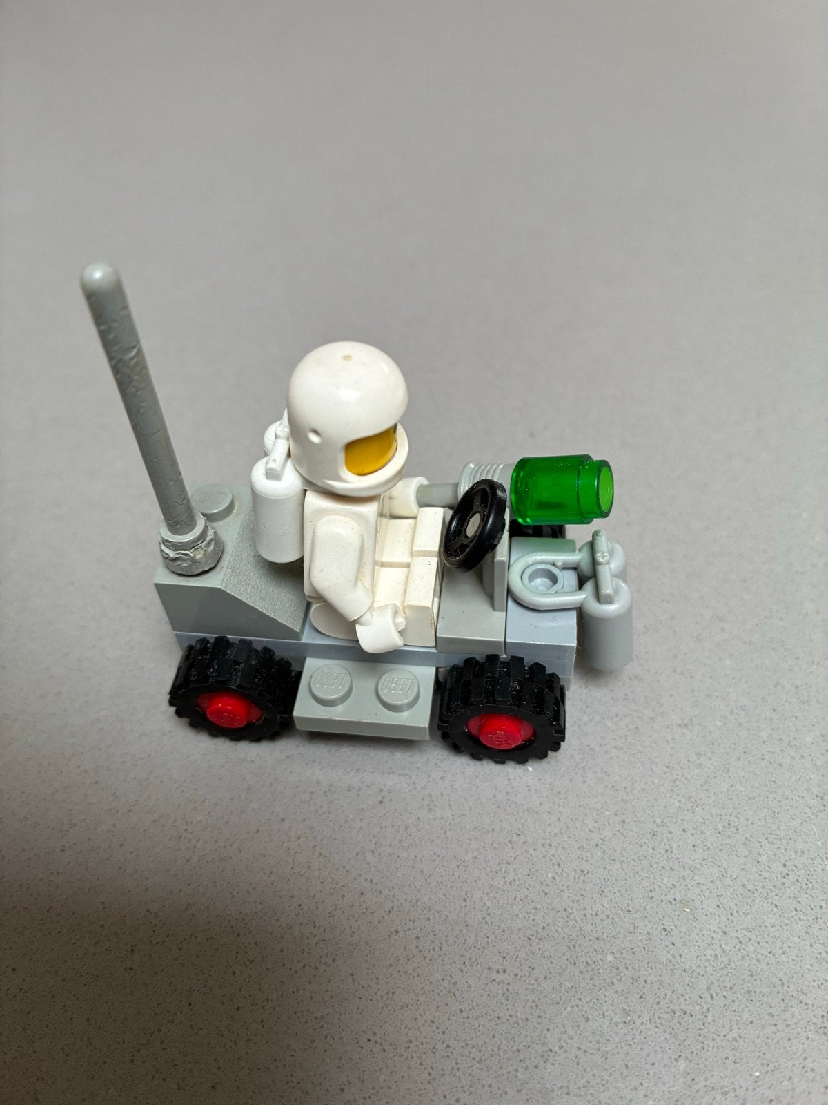 Lego Classic Space 886 Space Buggy met Astronaut, Ophalen of Verzenden, Gebruikt