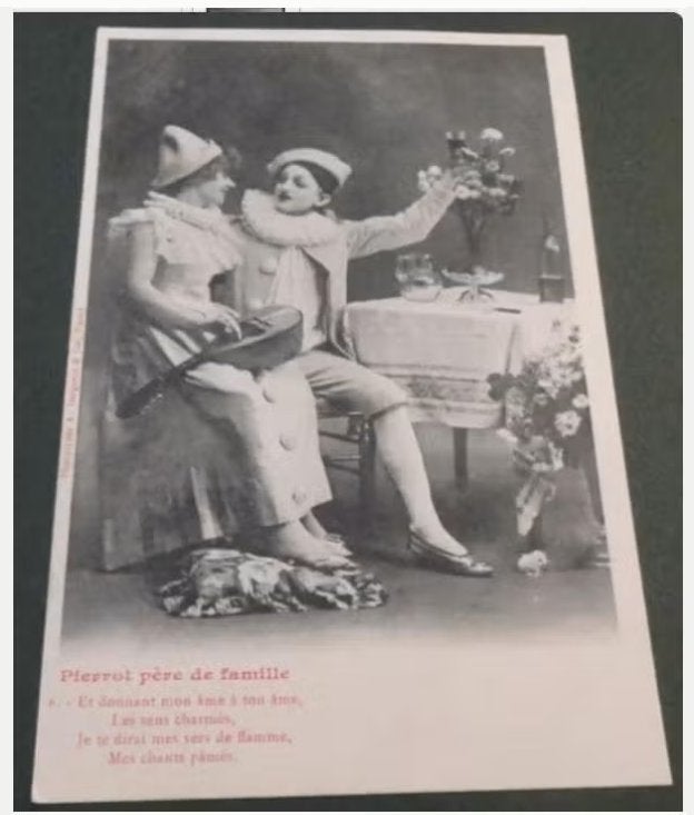 Romantiek - Frans - Pierrot pere de famille - zittend, Verzenden, 1920 tot 1940, Ongelopen, Klederdracht
