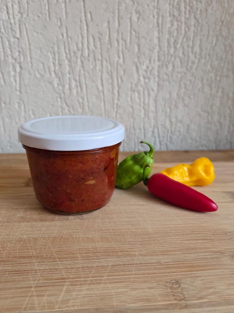 Surinaamse sambal vegan, Verzenden