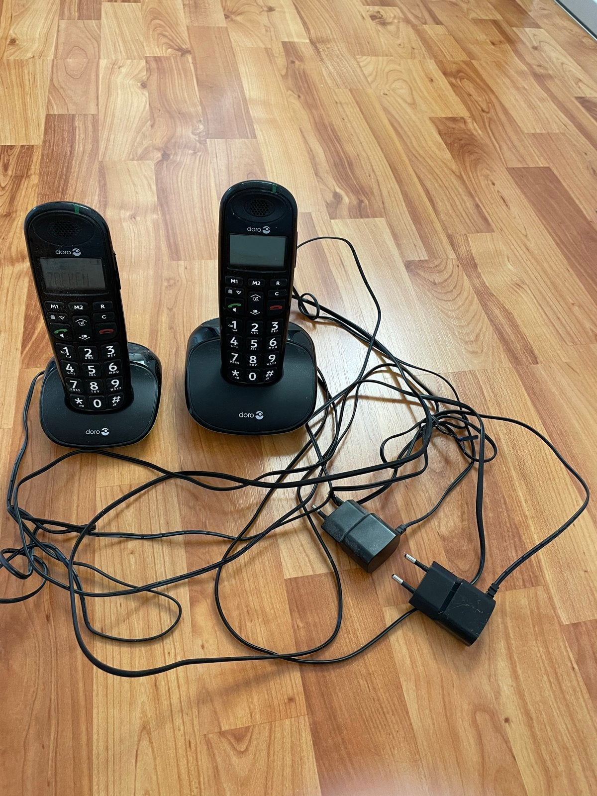 Doro PhoneEasy 100w duo handset telefoon - Nieuw!, Ophalen of Verzenden, Nieuw, 2 handsets