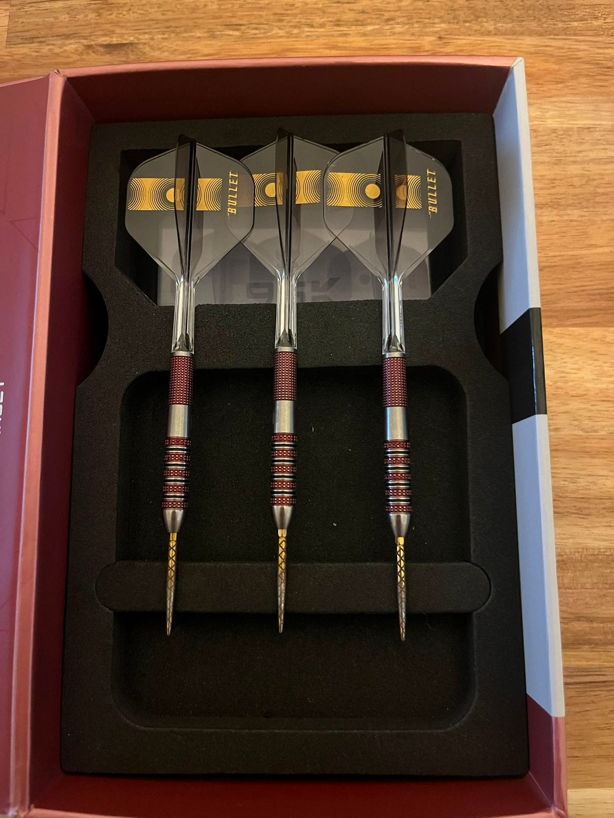 Bunting 95k darts, Ophalen, Zo goed als nieuw, Pijlen