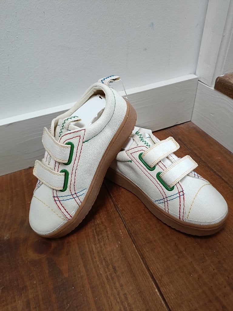 Leuke zomerse sneakers Arket maat 30 *NIEUW*, Jongen of Meisje, Schoenen, Nieuw, Ophalen of Verzenden