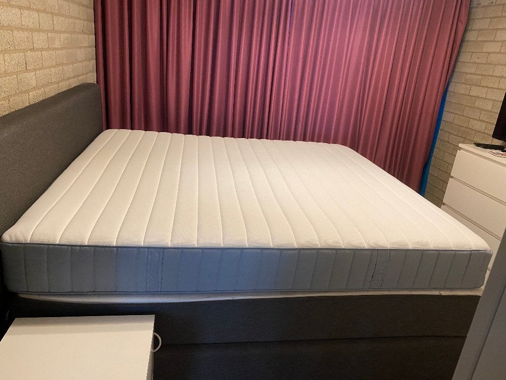 Ikea matras valevag 180 x 200 cm, Ophalen, Gebruikt, Tweepersoons, Matras
