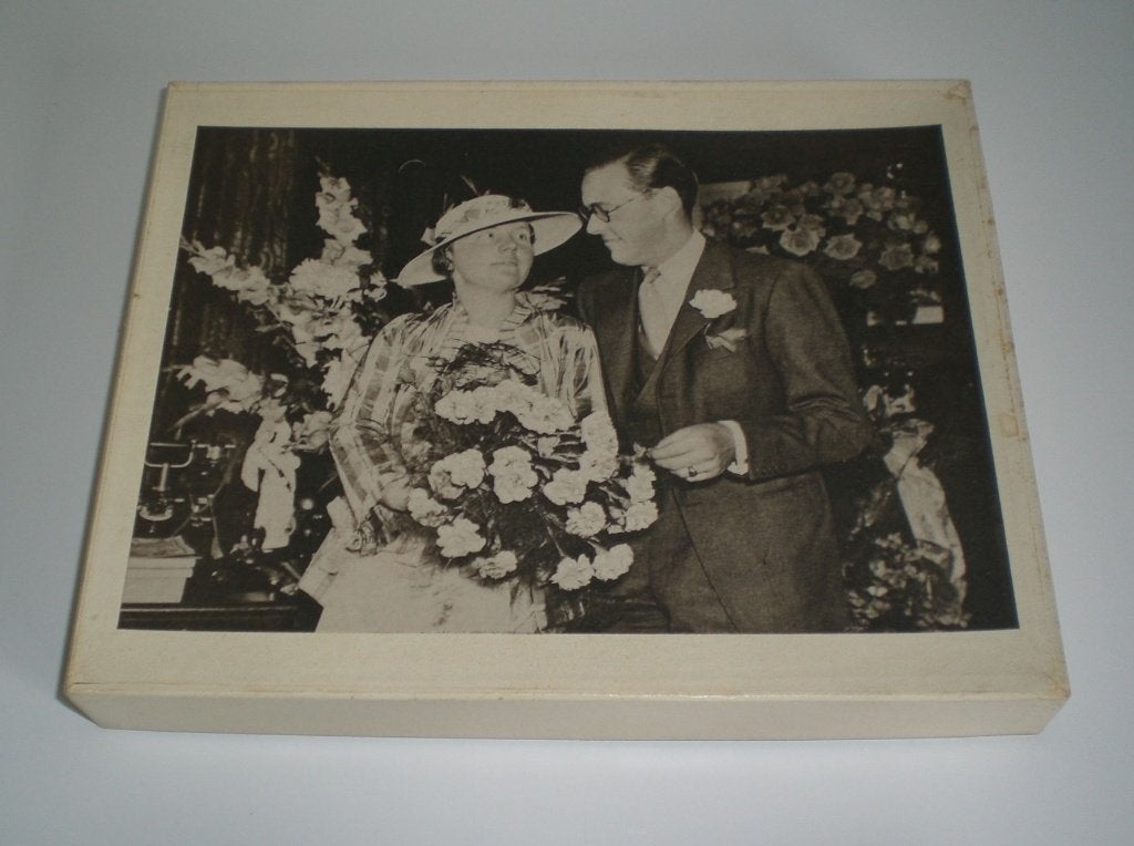 Merkloze bonbondoos Juliana en Bernhard 1937, Ophalen of Verzenden, Overige typen
