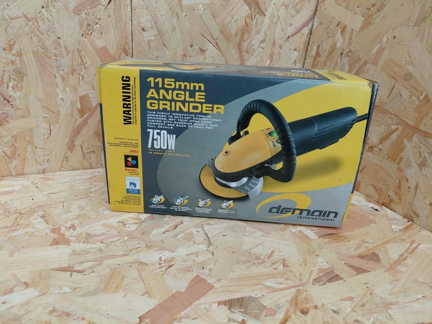NIEUW IN DOOS – Demain 115mm Haakse Slijper 750W, Doe-het-zelf en Verbouw, Gereedschap | Slijpmachines, Ophalen, Nieuw, 700 tot 1000 watt