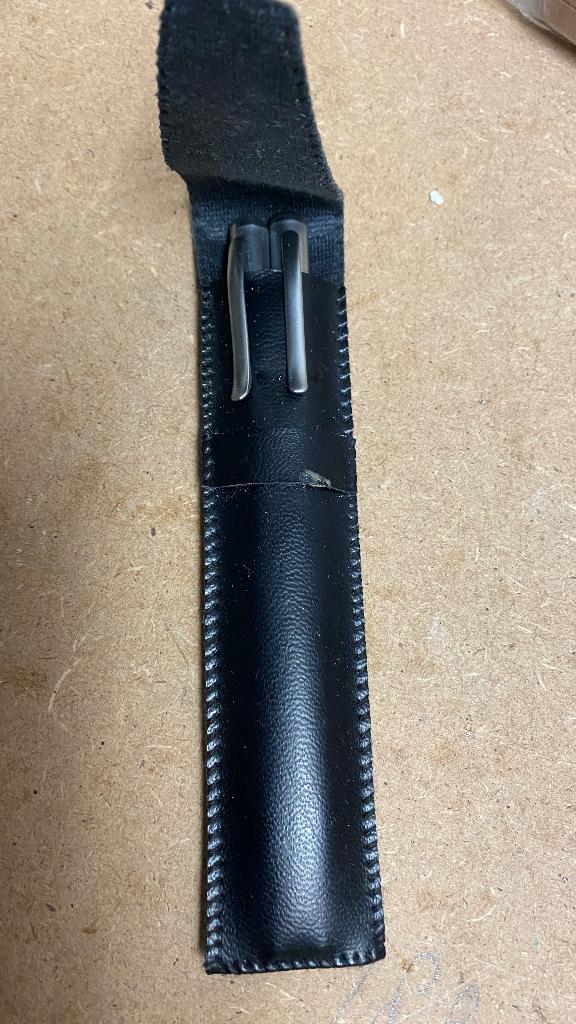 Balpen met etui - Laboratorium Pernis, Verzamelen, Pennenverzamelingen, Overige merken, Gebruikt, Balpen, Ophalen of Verzenden