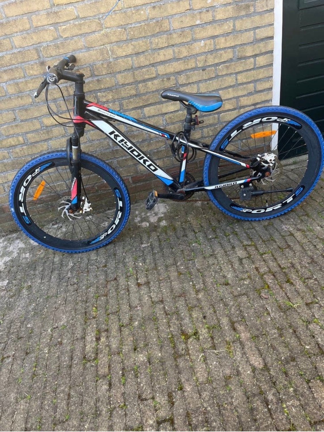 Kiyoko Mountainbike met schijfremmen en blauwe banden, Fietsen en Brommers, Gebruikt, Hardtail, Heren, Schijfrem
