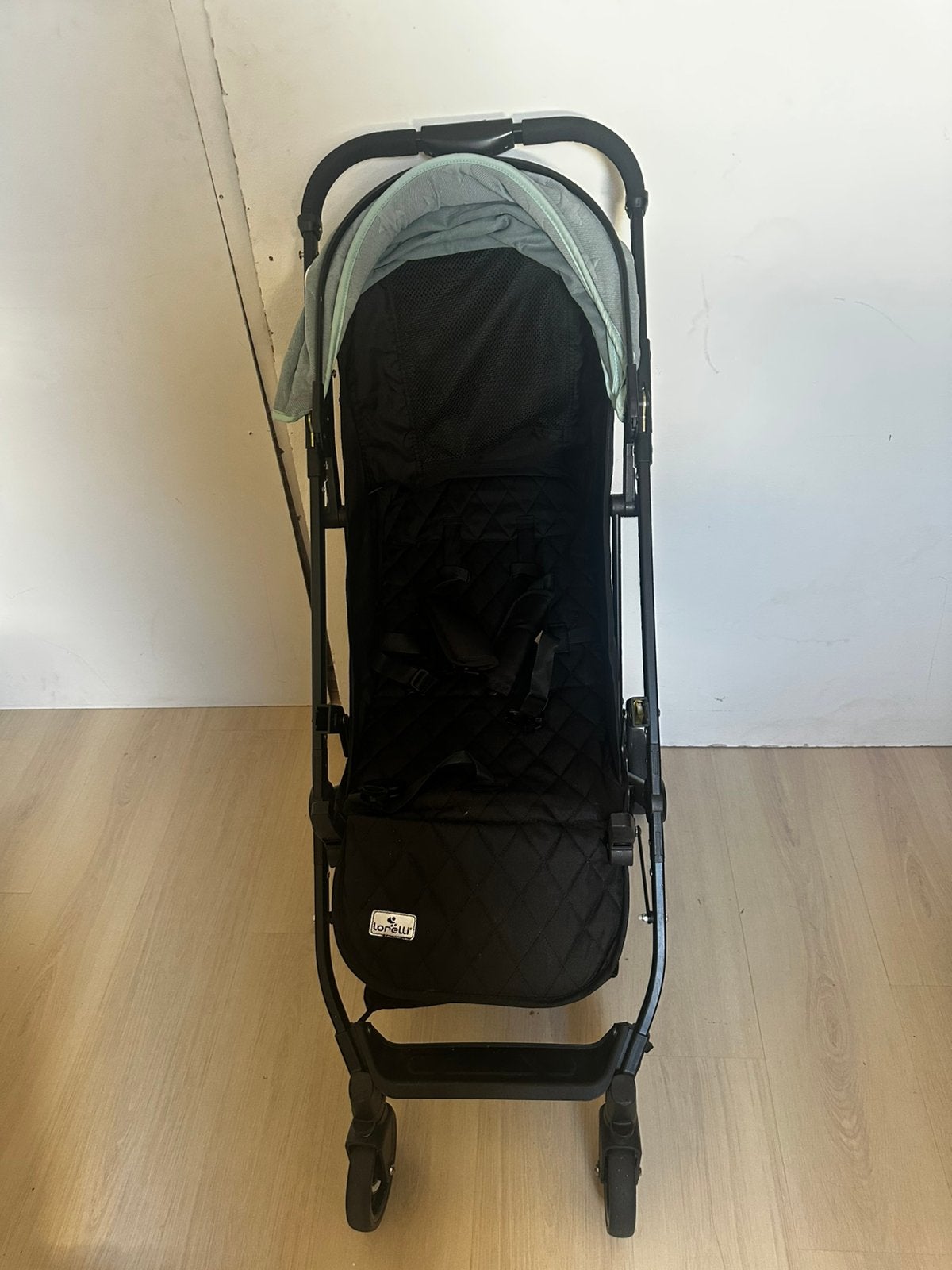 Lorelli Mila buggy – zo goed als nieuw + voetenzak, Ophalen, Zo goed als nieuw, Voetenzak