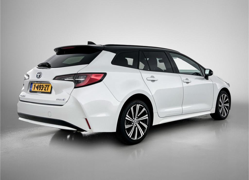 Toyota Corolla Touring Sports 1.8 Hybrid Dynamic Bi-Tone | S, Auto's, Toyota, 450 kg, Gebruikt, 4 cilinders, Wit