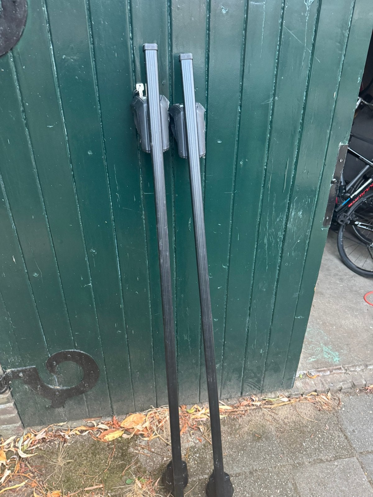 Thule Evo Raised Rail 710410 dakdragerset – 4 voetenset, Ophalen, Gebruikt