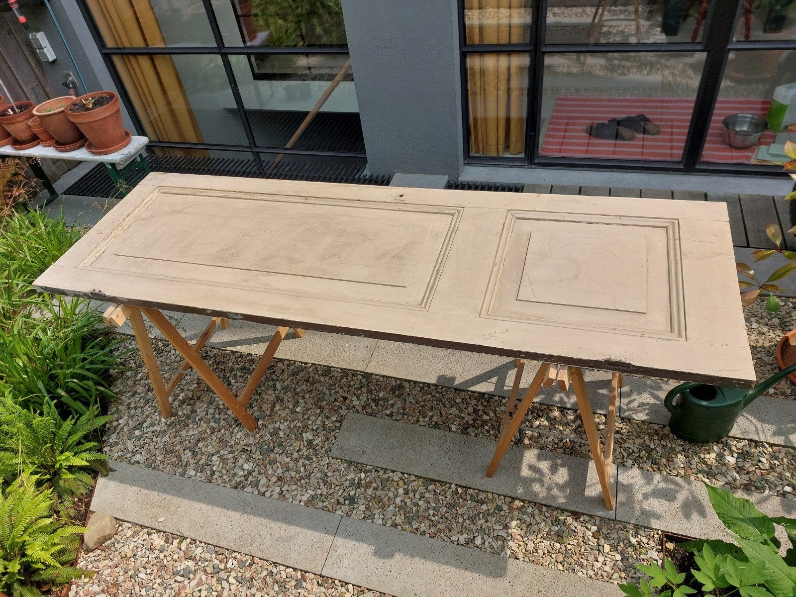 Oude massief houten paneeldeur, Ophalen
