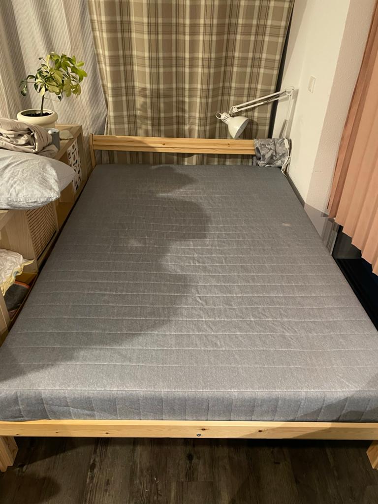 IKEA bed en matras 1.4m, zo goed als nieuw, Ophalen of Verzenden, Zo goed als nieuw