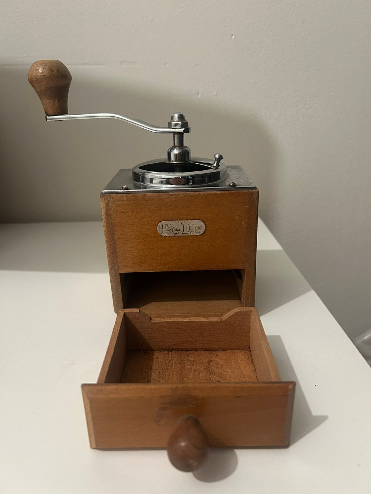 Zeldzame PeDe Koffiemolen Model 50 Nr109 - Stahlmahlwerk, Antiek en Kunst, Ophalen