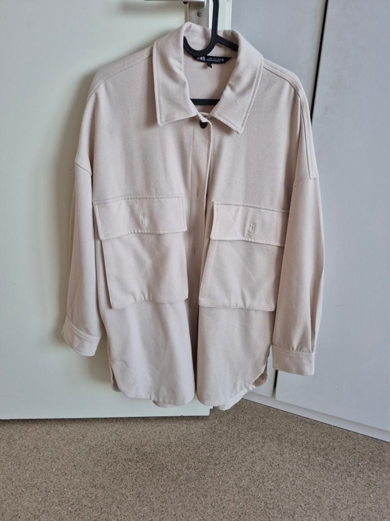 Zara Overshirt Beige Maat M, Maat 38/40 (M), Ophalen of Verzenden, Zo goed als nieuw, Zara