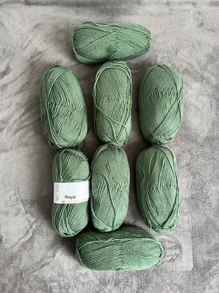 Zeeman Royal bollen wol - 8 stuks nieuw, Ophalen of Verzenden, Nieuw, Breien of Haken, Wol of Garen