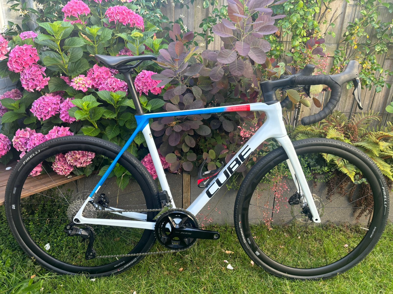 Cube Cross Race C:62 SLX gravelbike carbon 105 Di2 12s 56cm, 28 inch, -, Cube, -