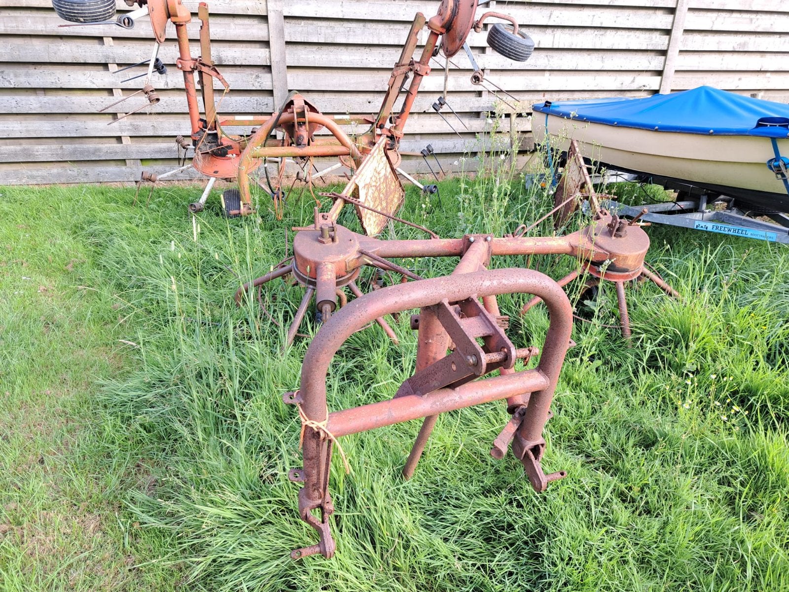 Te koop: Hooi schudder, Ophalen, Veehouderij, Weidebouw