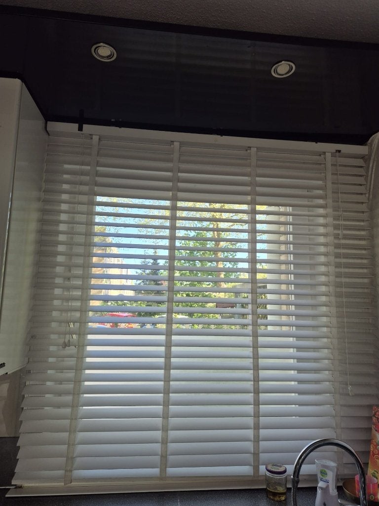Witte Luxaflex jaloezieën, Ophalen, Wit, Zo goed als nieuw, 200 cm of meer