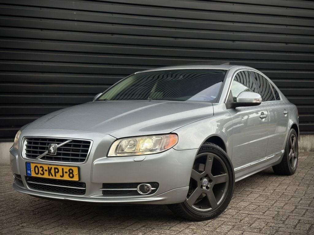 Volvo S80 2.4D Summum PANO|LEDER|MEMORY|PDC|STOELVERW, Auto's, Volvo, Automaat, Zwart, 1546 kg, 163 pk