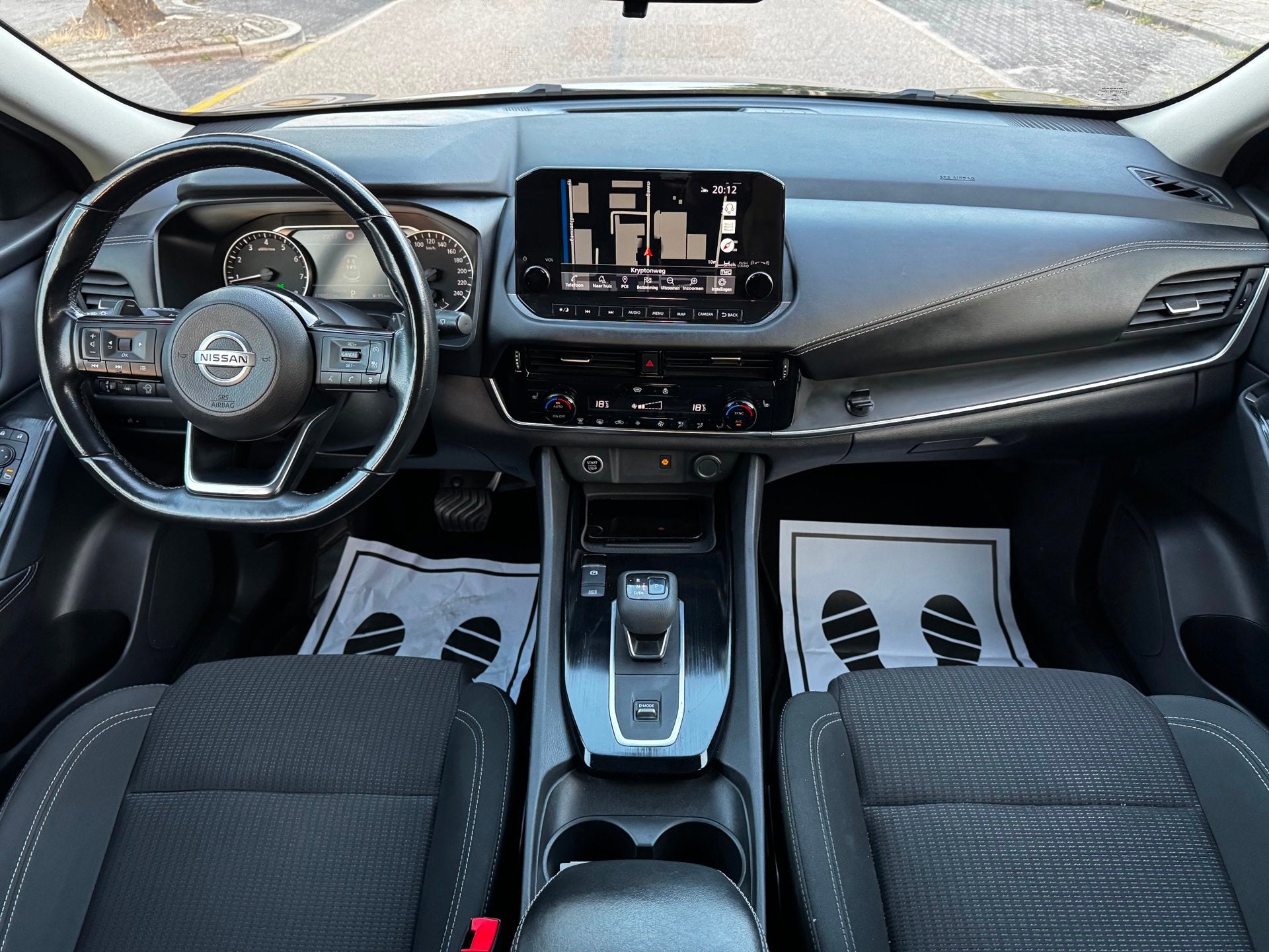 Nissan Qashqai 1.3 MHEV Xtronic N-Connecta|AUT|360•|LED|NA, Auto's, Nissan, Dealer onderhouden, Euro 6, Zwart, Bedrijf