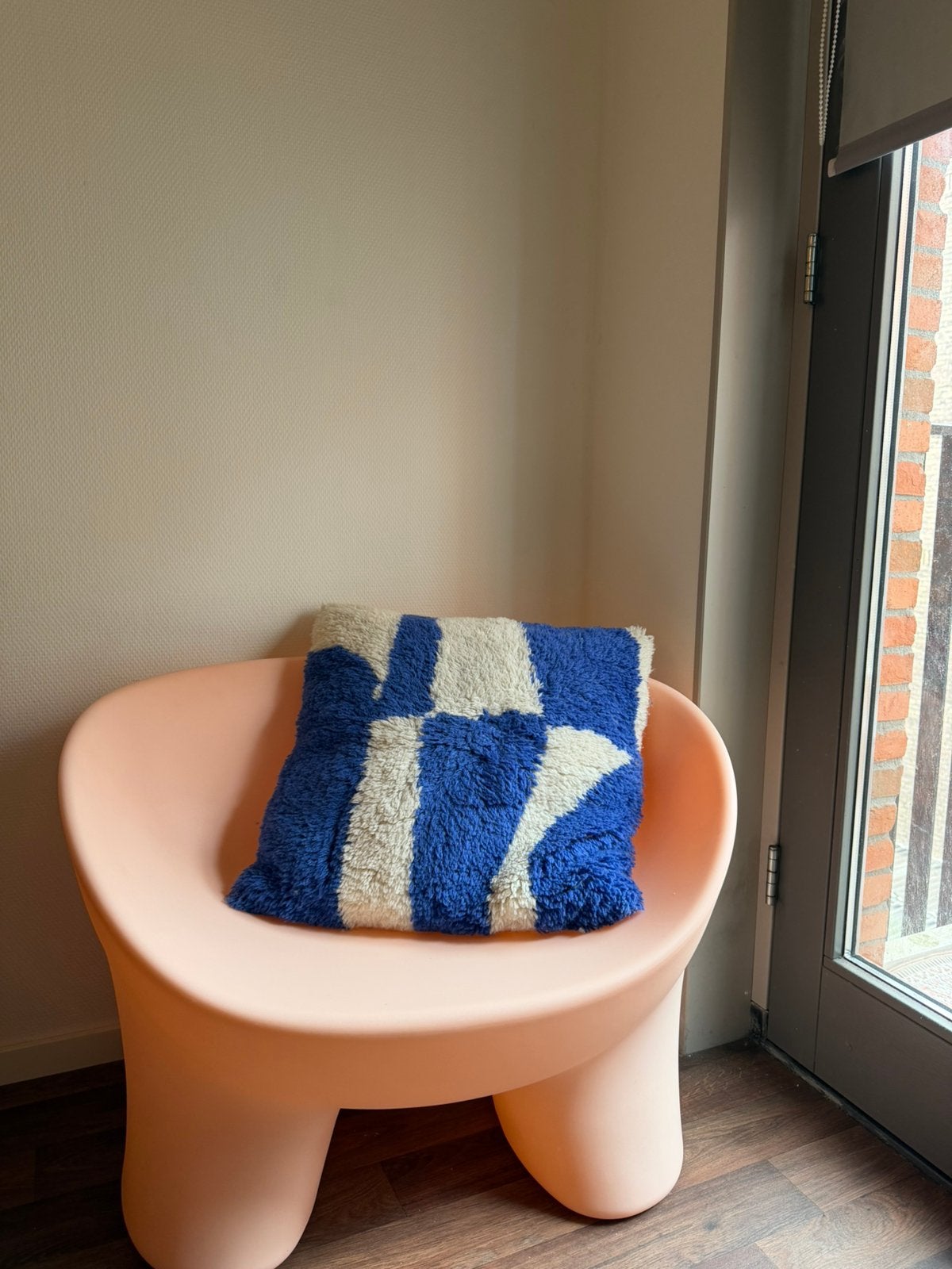 Roze stijlvolle stoel, Huis en Inrichting, Stoelen, Ophalen, Zo goed als nieuw, Overige kleuren, Eén