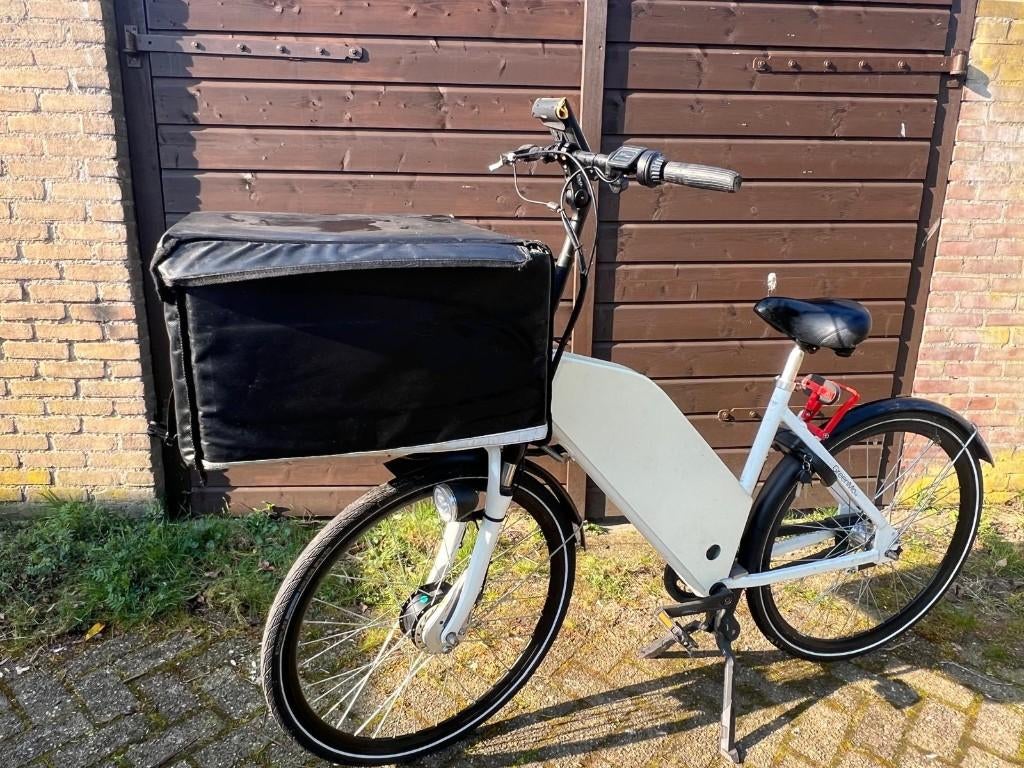 Bezorgfiets Greenmo helemaal nagekeken door de fietsenmaker., Fietsen en Brommers, Zo goed als nieuw, 59 cm of meer, 50 km per accu of meer